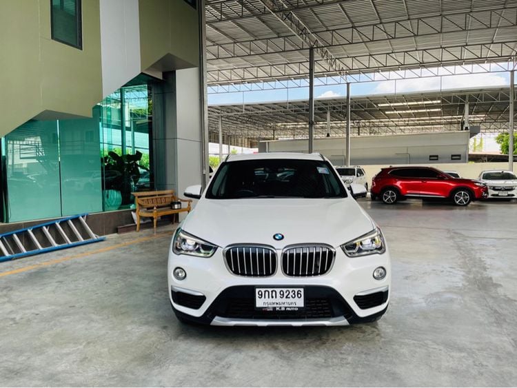 BMW X1 2019 2.0 sDrive18d xLine Utility-car ดีเซล ไม่ติดแก๊ส เกียร์อัตโนมัติ ขาว รูปที่ 1
