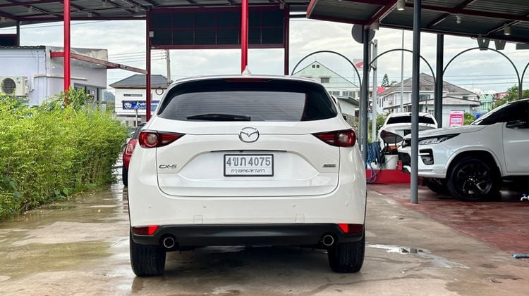 Mazda CX-5 2018 2.0 SP Sedan เบนซิน ไม่ติดแก๊ส เกียร์อัตโนมัติ ขาว รูปที่ 4