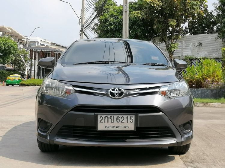 Toyota Vios 2013 1.5 E Sedan เบนซิน ไม่ติดแก๊ส เกียร์อัตโนมัติ เทา รูปที่ 2