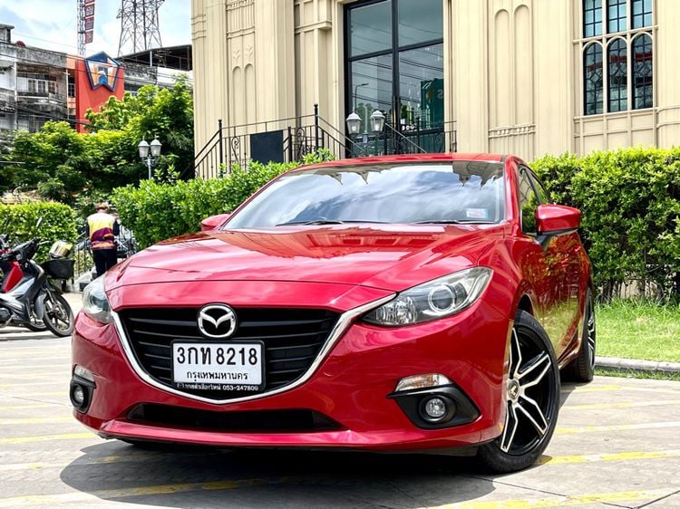 Mazda Mazda3 2014 2.0 C Sports Utility-car เบนซิน ไม่ติดแก๊ส เกียร์อัตโนมัติ แดง รูปที่ 2