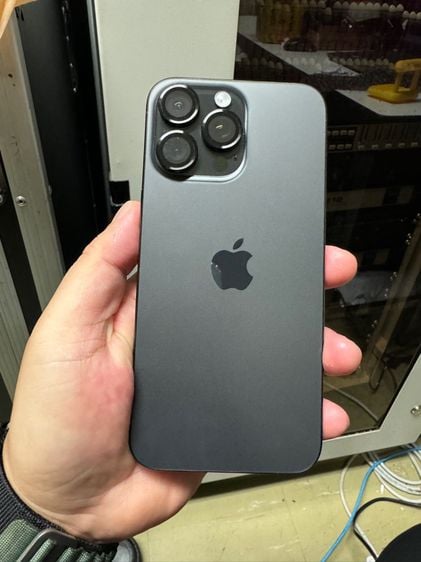 ขาย iPhone 15 Pro Max 256 GB  Black titanium ศูนย์ไทย รูปที่ 2