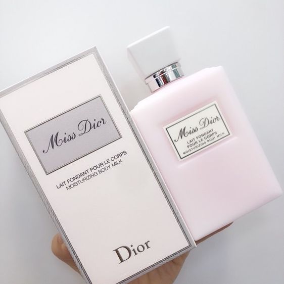 หญิง 🌟ขายถูก ของแท้ การันตี Miss Dior Lait Fondant Pour Le Corps Moisturizing Body Milk 200 ml. ผลิตปี 2023🌟ของแท้ ฉลากไทย 💓