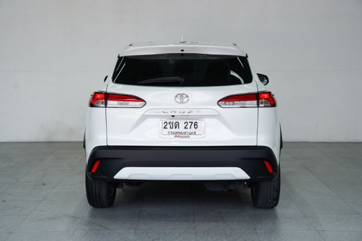 Toyota Corolla Cross 2021 1.8 Sport Utility-car เบนซิน เกียร์อัตโนมัติ ขาว รูปที่ 3