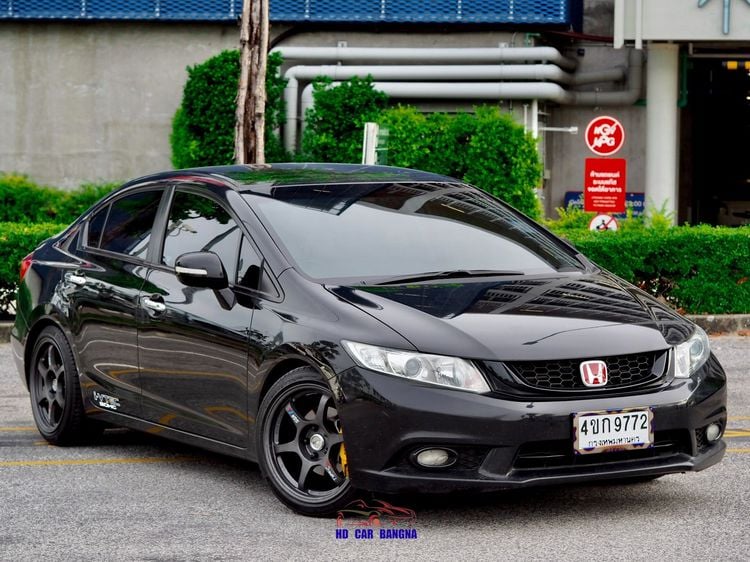 Honda Civic 2015 1.8 E i-VTEC Sedan เบนซิน ไม่ติดแก๊ส เกียร์อัตโนมัติ ดำ รูปที่ 2