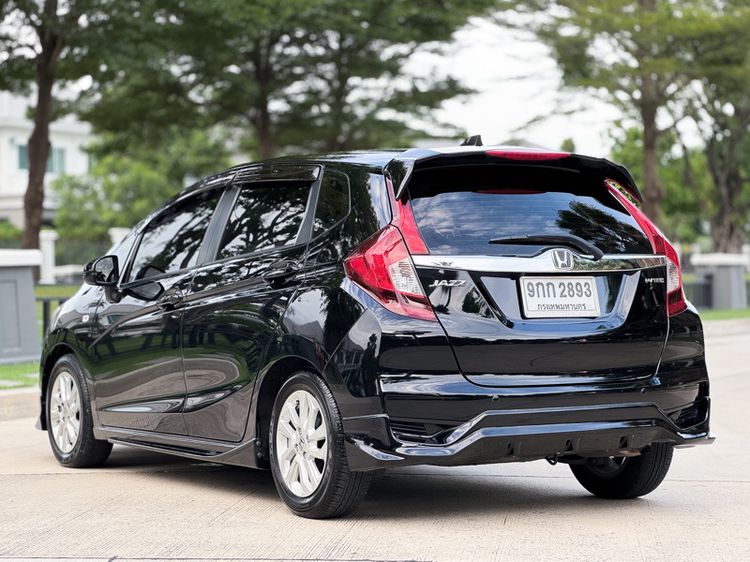 Honda Jazz 2019 1.5 V Plus i-VTEC Utility-car เบนซิน ไม่ติดแก๊ส เกียร์อัตโนมัติ ดำ รูปที่ 4