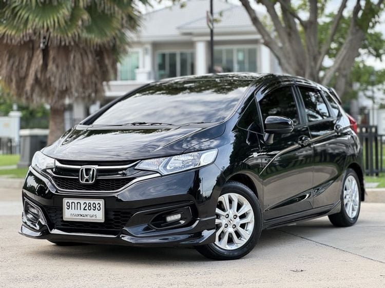 Honda Jazz 2019 1.5 V Plus i-VTEC Utility-car เบนซิน ไม่ติดแก๊ส เกียร์อัตโนมัติ ดำ รูปที่ 1