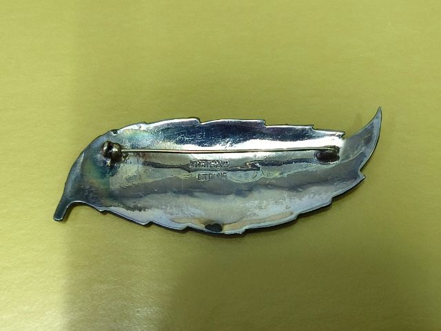 (2528) เข็มกลัดเงินลงถมเก่า รูปนางเมขลา รูปที่ 3