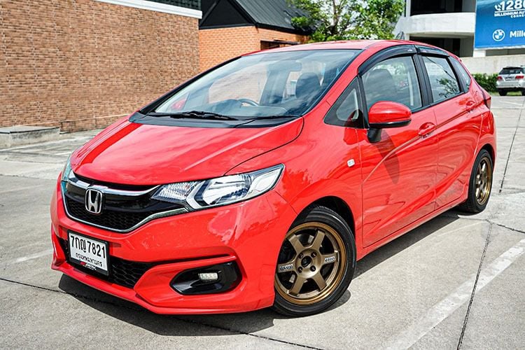 Honda Jazz 2018 1.5 V Sedan เบนซิน ไม่ติดแก๊ส เกียร์ธรรมดา แดง