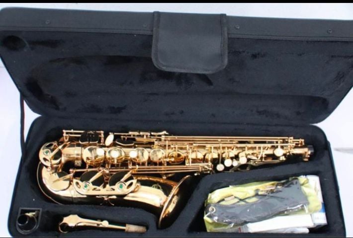 Alto Saxophone Suzuki มือ1