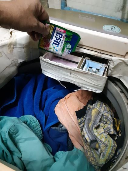 ฝาบน เครื่องซักผ้า LG 12 กก.ใช้งานได้ปกติ ซักผ้านวมผืนใหญ่ได้ ปั่นแห้งได้ ตั้งเวลาได้อัตโนมัติ 