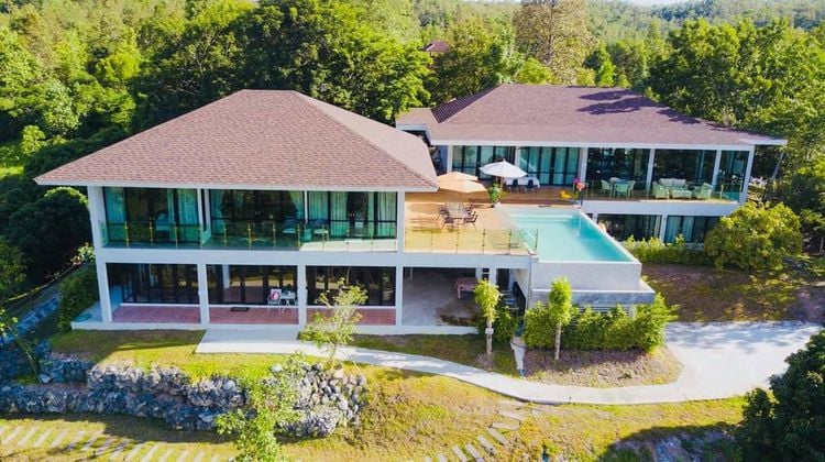 Poll Villa for rent and Sale in Chiang Mai บ้านพูลวิลล่า เช่า ขาย เชียงใหม่