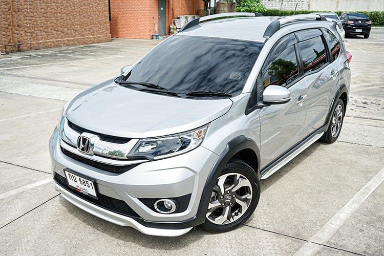 Honda BR-V 2017 1.5 V Utility-car เบนซิน ไม่ติดแก๊ส เกียร์อัตโนมัติ เทา