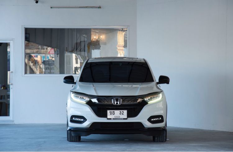 Honda HR-V 2018 1.8 RS Utility-car เบนซิน ไม่ติดแก๊ส เกียร์อัตโนมัติ ขาว รูปที่ 4