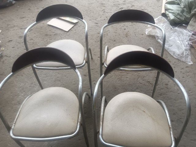 เก้าอี้สำนักงาน ขาว เก้าอี้ index 4 ตัว หนังไม่ขาด