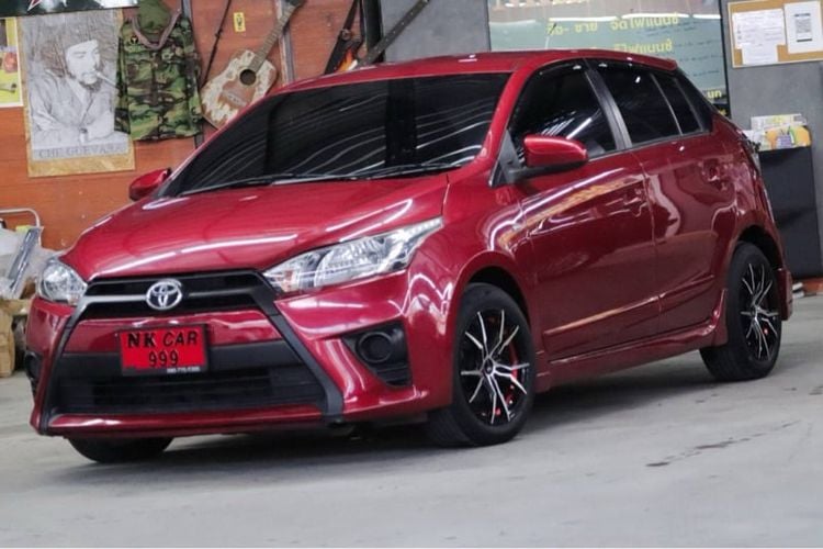 Toyota Yaris 2014 1.2 J Eco Sedan เบนซิน เกียร์อัตโนมัติ แดง รูปที่ 1