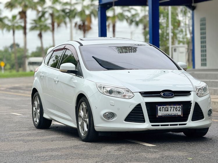 Ford Focus 2015 2.0 Sport Plus Sedan เบนซิน ไม่ติดแก๊ส เกียร์อัตโนมัติ ขาว รูปที่ 4