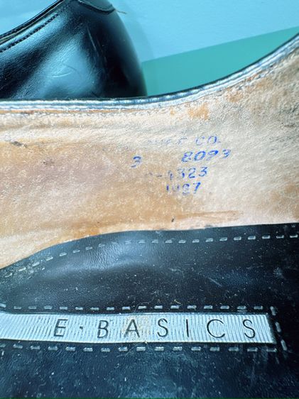 รองเท้าหนังแท้ USN Navy Sz.12us46eu30cm สีดำ ปี80‘ พื้นหนังเย็บ  เมืองนอกฮิตมาก สภาพสวย ไม่ขาดซ่อม ใส่ทำงานเที่ยวหล่อ รูปที่ 12