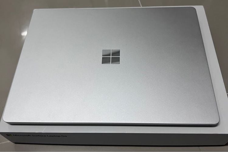 Surface GO วินโดว์ 8 กิกะไบต์ USB ไม่ใช่ Microsoft Surface Laptop Go