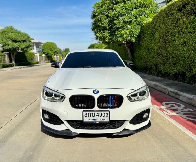 BMW Series 1 2016 118i Sedan เบนซิน ไม่ติดแก๊ส เกียร์อัตโนมัติ ขาว รูปที่ 2