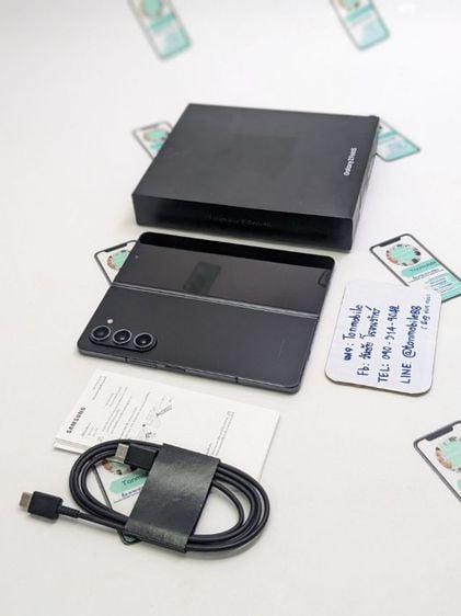 ขาย เทิร์น Samsung Galaxy Z Fold 5 Black 256 Gb ศูนย์ไทย อุปกรณ์ครบยกกล่อง ประกัน Samsung Care 1 ปี เพียง 27,990 บาท ครับ