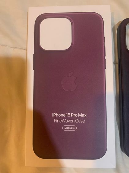 Case FineWoven iPhone 15 Pro Max