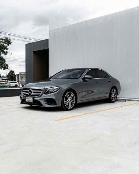 Mercedes-Benz E-Class 2017 E220 Sedan ดีเซล ไม่ติดแก๊ส เกียร์อัตโนมัติ เทา