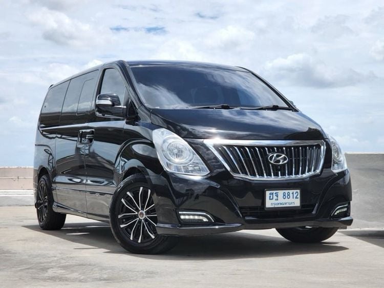 Hyundai H-1  2018 2.5 Elite Plus Van ดีเซล ไม่ติดแก๊ส เกียร์อัตโนมัติ ดำ รูปที่ 1