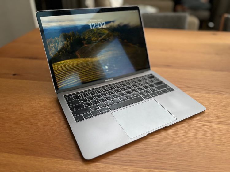 Apple แมค โอเอส 8 กิกะไบต์ อื่นๆ ไม่ใช่ MacBook Air 2018 13 นิ้ว 512GB