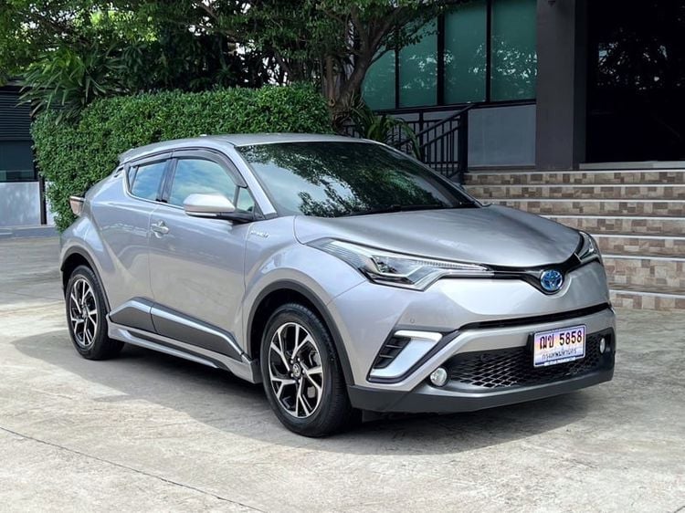 Toyota C-HR 2020 1.8 HV Hi Utility-car ไฮบริด ไม่ติดแก๊ส เกียร์อัตโนมัติ บรอนซ์เงิน