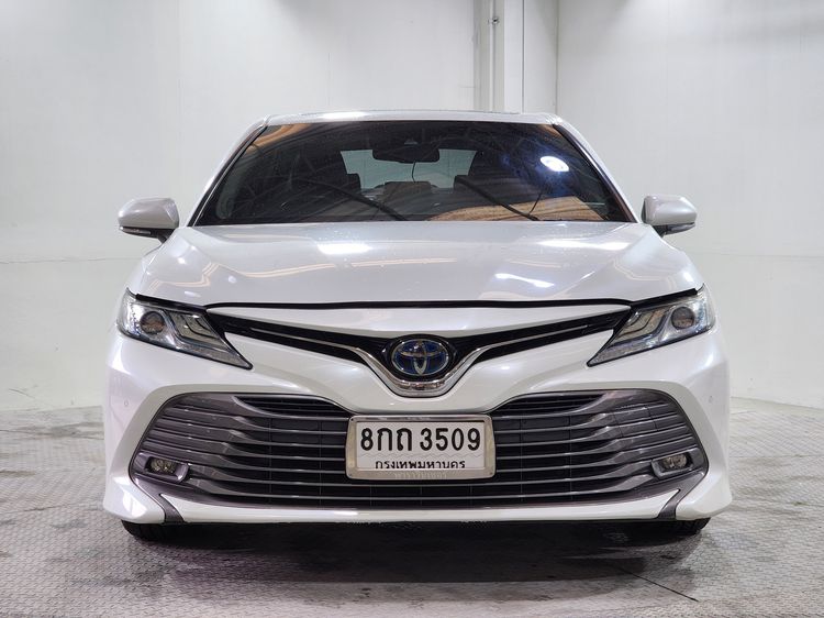 Toyota Camry 2019 2.5 HV Premium Sedan ไฮบริด เกียร์อัตโนมัติ ขาว รูปที่ 2