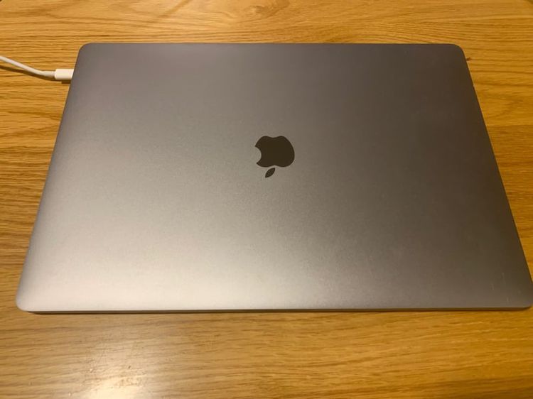 Apple Mackbook Pro 16 Inch แมค โอเอส 16 กิกะไบต์ อื่นๆ ไม่ใช่ macbook pro 15นิ้ว 2017