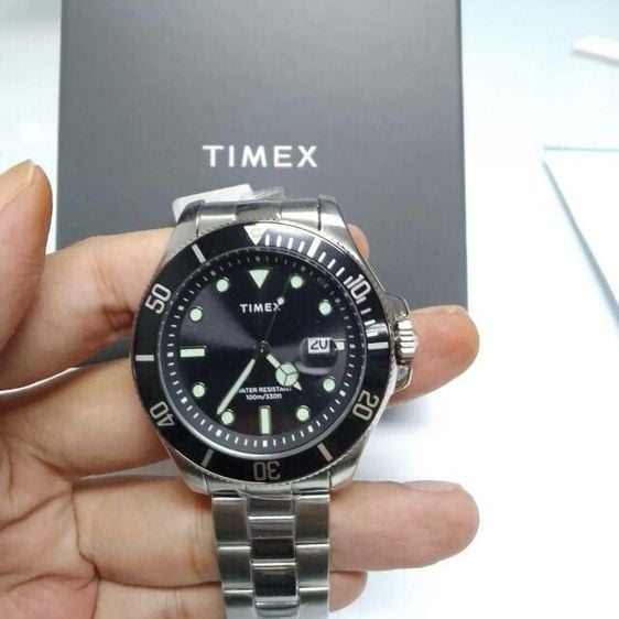 นาฬิกา Timex หน้าดำ สายสแตนเลส ทรงสปอร์ต