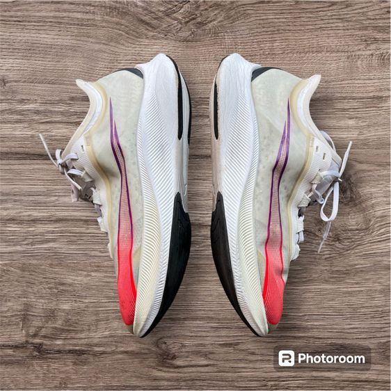 รองเท้า Nike zoom fly 3 size 45 ยาว 29 cm รูปที่ 4