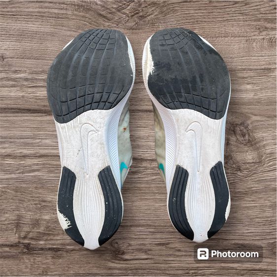 รองเท้า Nike zoom fly 3 size 45 ยาว 29 cm รูปที่ 5