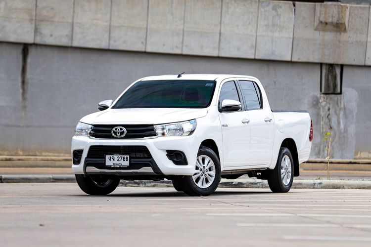 Toyota Hilux Revo 2019 2.4 E Pickup ดีเซล ไม่ติดแก๊ส เกียร์ธรรมดา ขาว