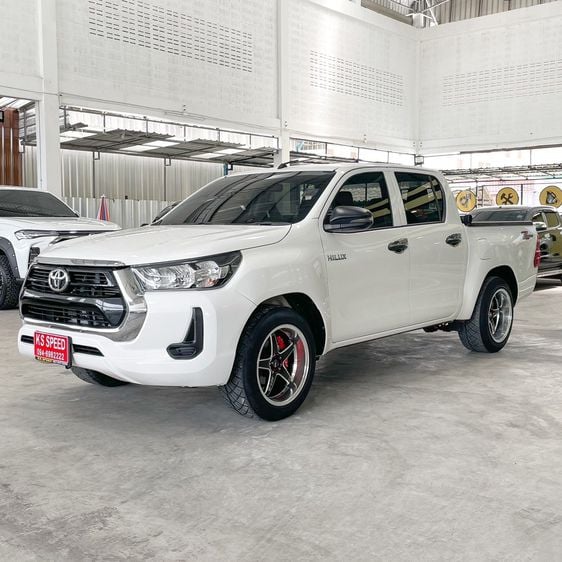 Toyota Hilux Revo 2021 2.4 Entry Pickup ดีเซล ไม่ติดแก๊ส เกียร์ธรรมดา ขาว รูปที่ 3