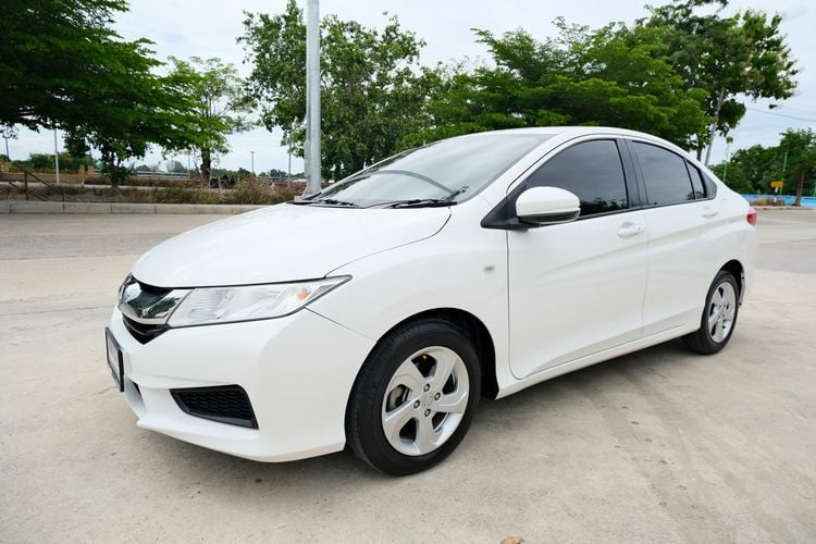 Honda City 2014 1.5 V i-VTEC Sedan เบนซิน ไม่ติดแก๊ส เกียร์อัตโนมัติ ขาว รูปที่ 3
