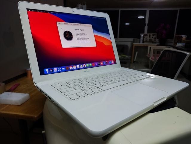 Apple อื่นๆ แมค โอเอส 4 กิกะไบต์ Macbook white 2010 แมคบุ๊คไวท์ ปี10