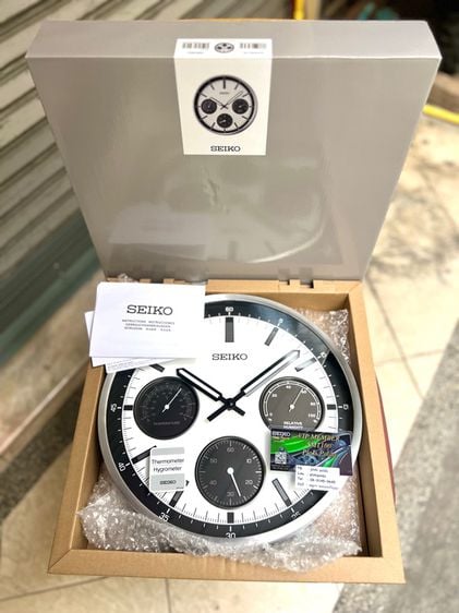 ขออนุญาตเปิดขาย   นาฬิกาแขวน Seiko Panda 🐼  ของใหม่ มือ 1   🔥 Hot Item 🔥 
