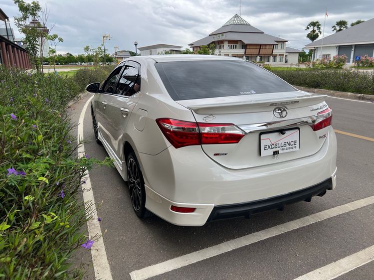 Toyota Altis 2015 1.8 S Sedan เบนซิน ไม่ติดแก๊ส เกียร์อัตโนมัติ ขาว รูปที่ 3