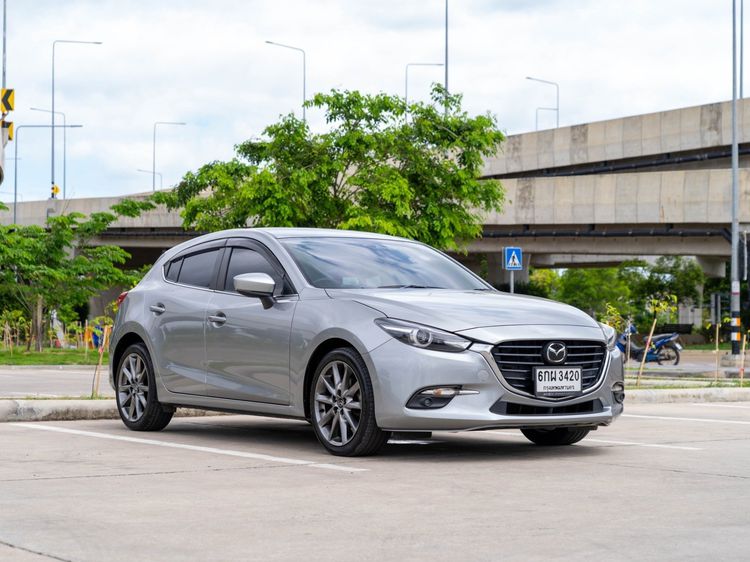 Mazda Mazda3 2017 2.0 SP Sedan เบนซิน เกียร์อัตโนมัติ บรอนซ์เงิน