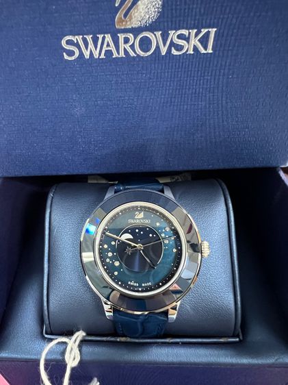 นาฬิกา Swarovski