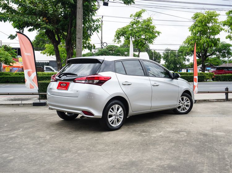 Toyota Yaris 2019 1.2 E Sedan เบนซิน ไม่ติดแก๊ส เกียร์อัตโนมัติ บรอนซ์เงิน รูปที่ 4