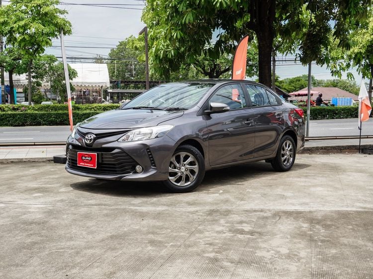 Toyota Vios 2018 1.5 E Sedan เบนซิน ไม่ติดแก๊ส เกียร์อัตโนมัติ เทา