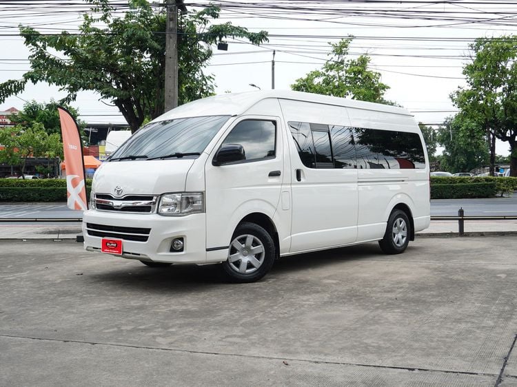 Toyota Commuter 2013 2.5 Van ดีเซล ไม่ติดแก๊ส เกียร์ธรรมดา ขาว