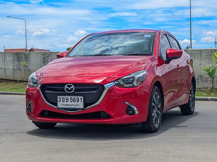 Mazda Mazda 2 2018 1.5 XD Sports High Plus Sedan ดีเซล ไม่ติดแก๊ส เกียร์อัตโนมัติ แดง รูปที่ 3