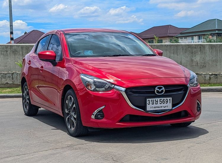 Mazda Mazda 2 2018 1.5 XD Sports High Plus Sedan ดีเซล ไม่ติดแก๊ส เกียร์อัตโนมัติ แดง