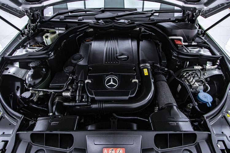 Mercedes-Benz E-Class 2011 E250 Sedan เบนซิน ไม่ติดแก๊ส เกียร์อัตโนมัติ เทา รูปที่ 4