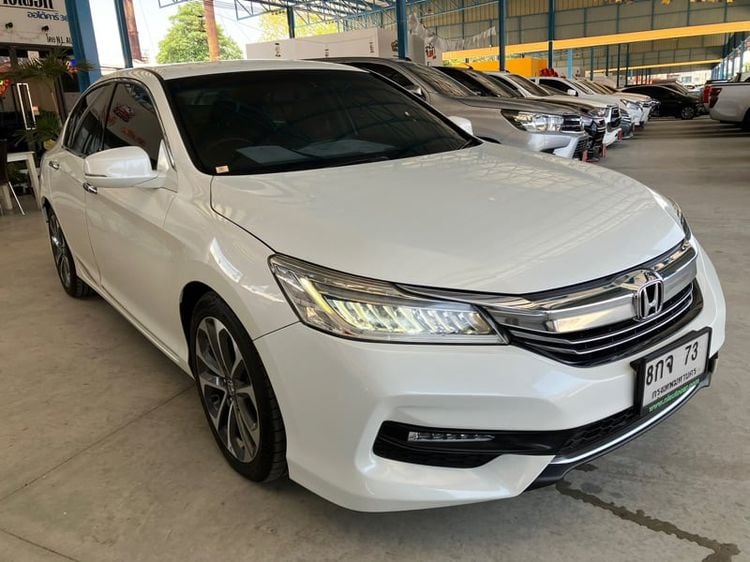 Honda Accord 2018 2.0 EL Sedan เบนซิน ไม่ติดแก๊ส เกียร์อัตโนมัติ ขาว