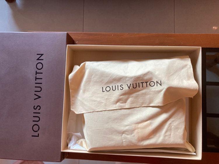 Louis Vuitton หนังแท้ ชาย น้ำตาล กระเป๋า